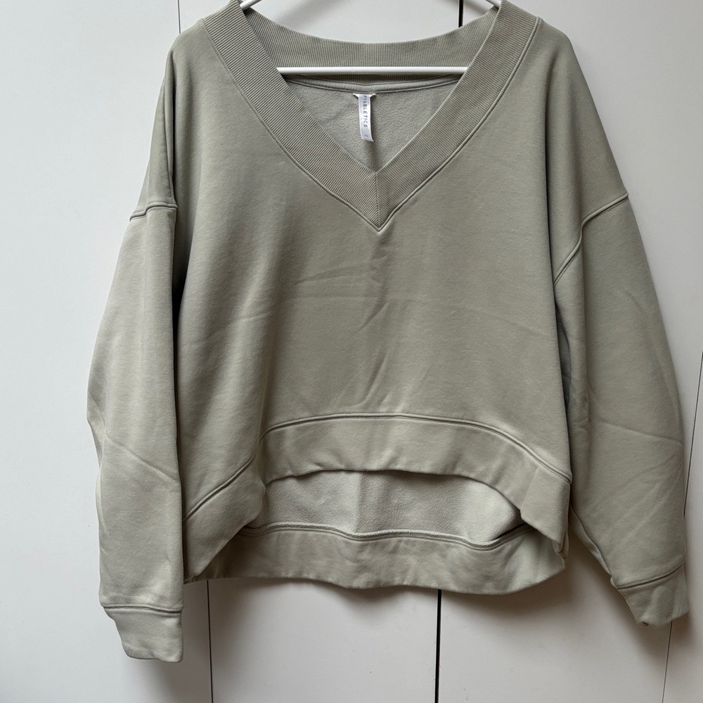 Fabletics V-Neck Oversized Sweatshirt